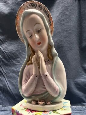 Napco - Religious Madonna Figurine in Cream and Pastel Blue